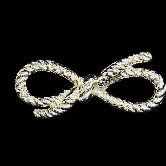 Unbranded Jewelry - Gold Tone Rope Bow Brooch